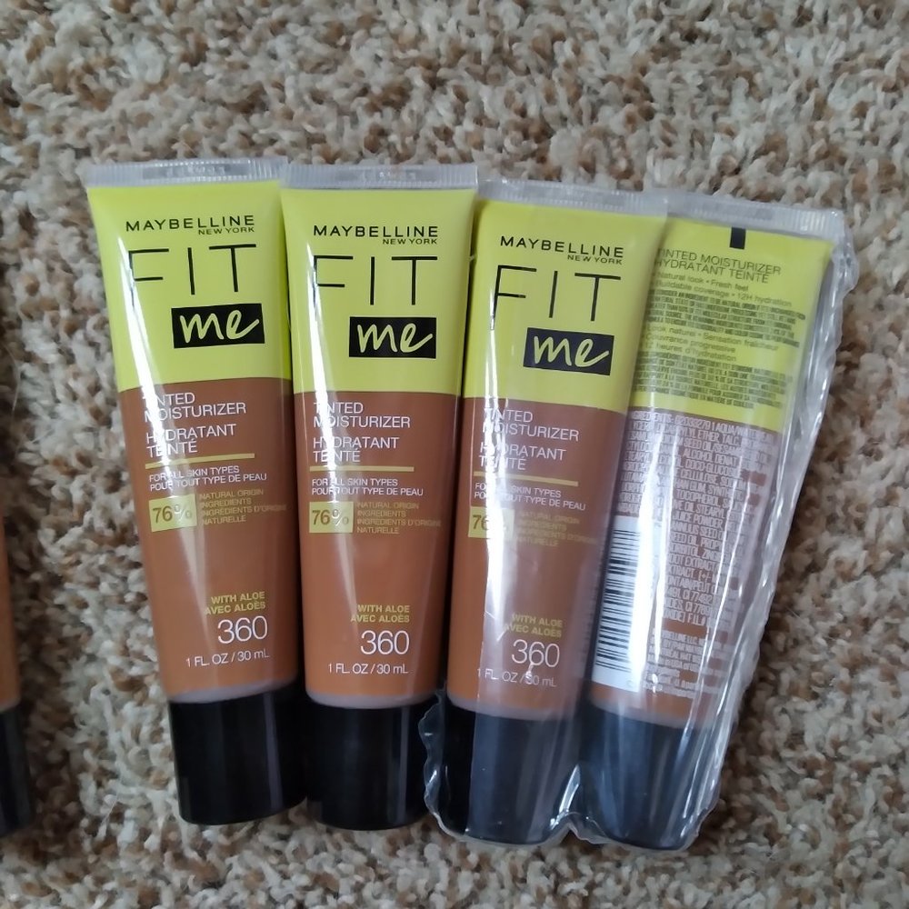 7 Maybelline Fit Me Tinted Moisturizers - NEW! - Picture 3 of 6